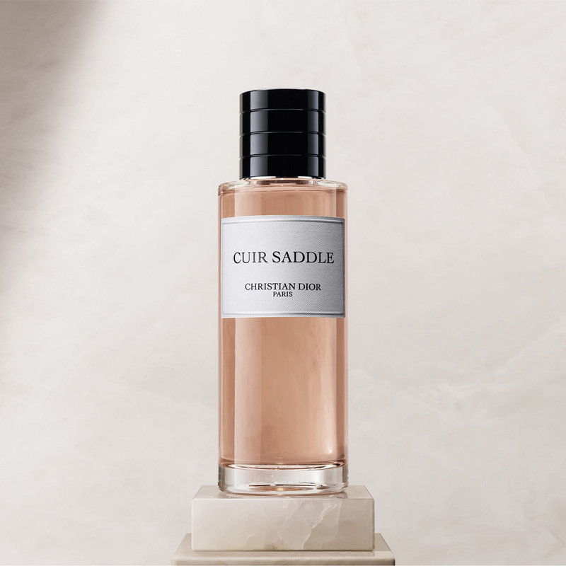 Cuir Saddle